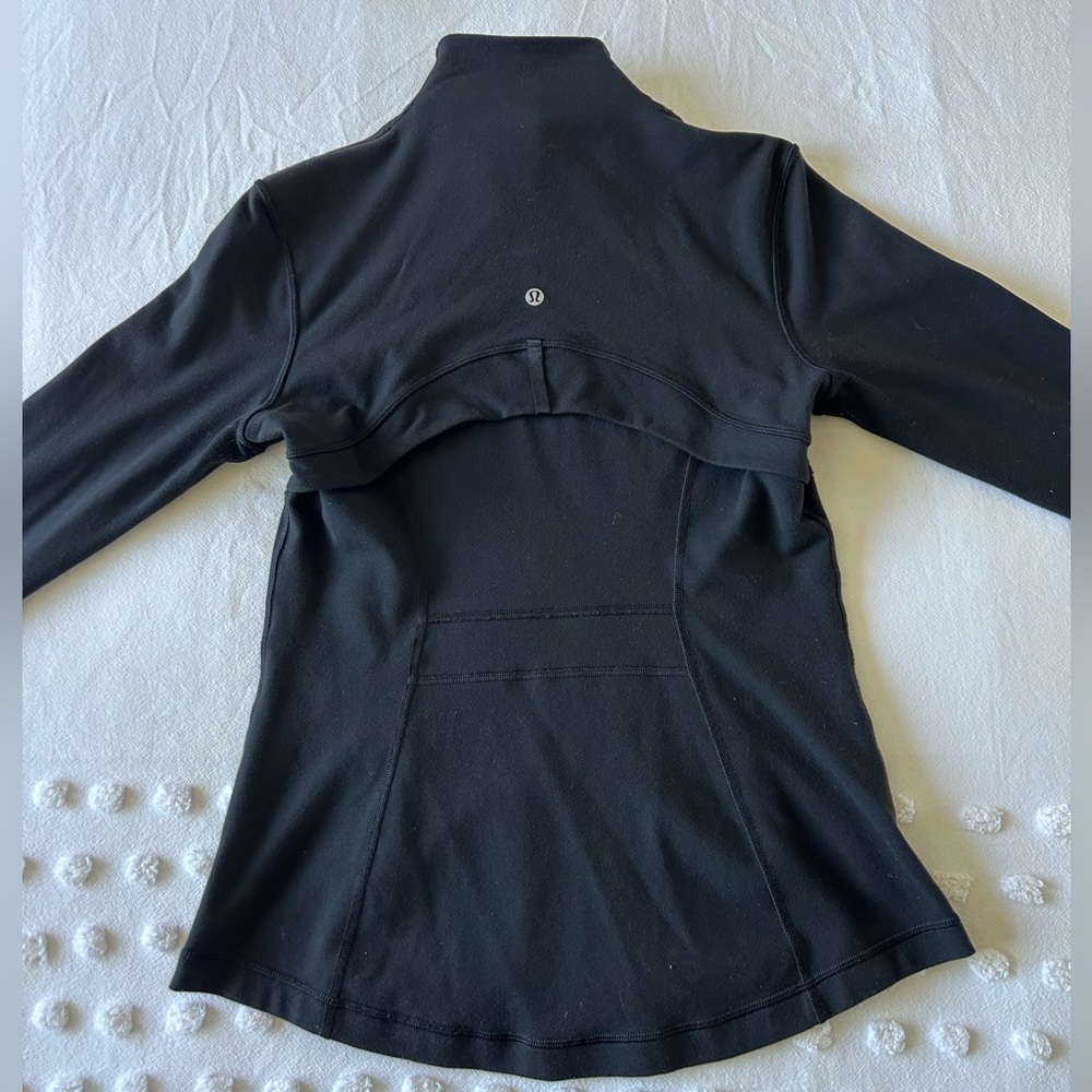 Lululemon Define Jacket - Picture 2 of 4